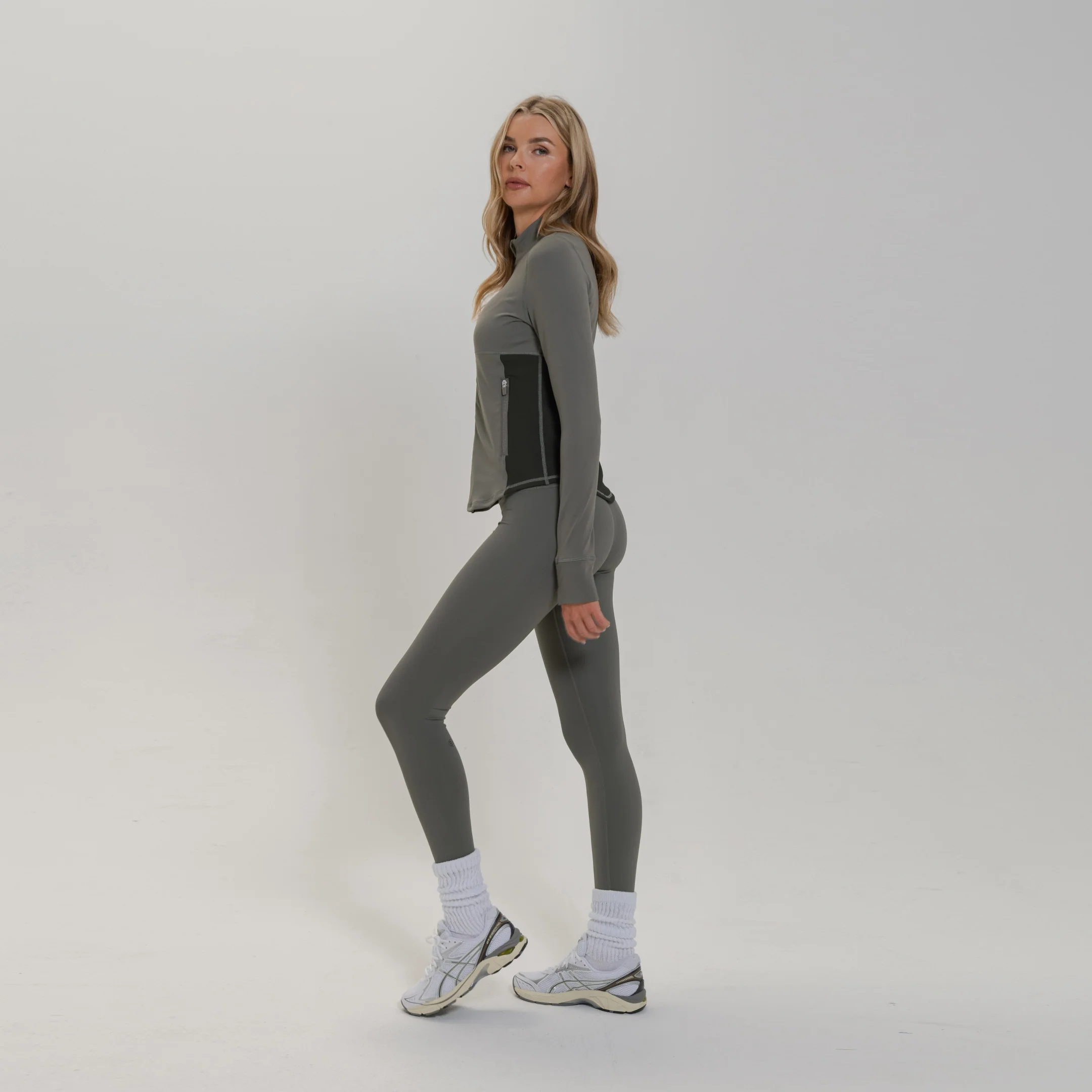 Axis Full Zip Jacket - Image 15